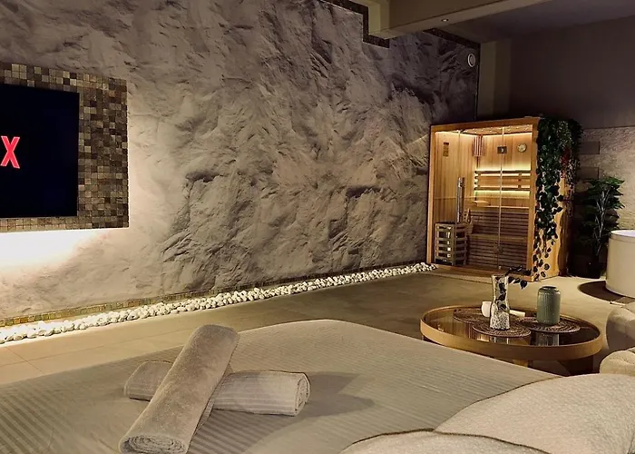 Breath47spa - Private White Jacuzzi & Sauna In Apartmán Marbella